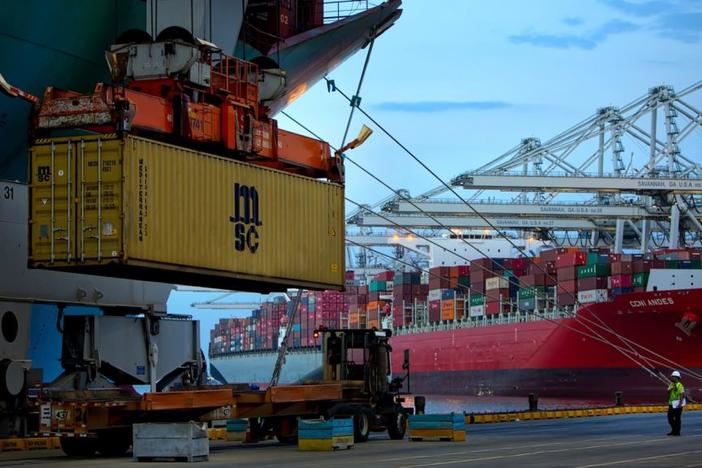 Ship-to-shore cranes at the Garden City Terminal run on electric and generate some of their own power. But environmental groups question whether measures like that do enough to cut the port's emissions.