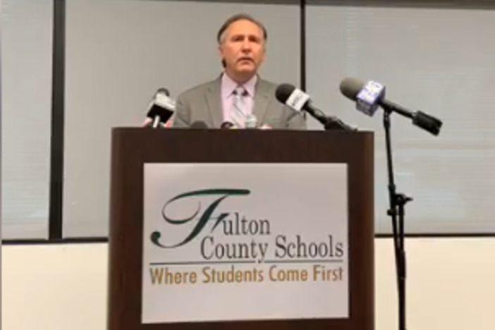 Superintendent Mike Looney
