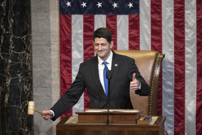 House Speaker Paul Ryan of Wis. gavels in the members of the House of Representatives after administering the oath as the 115th Congress convenes on Capitol Hill in Washington, Tuesday, Jan. 3, 2017. 