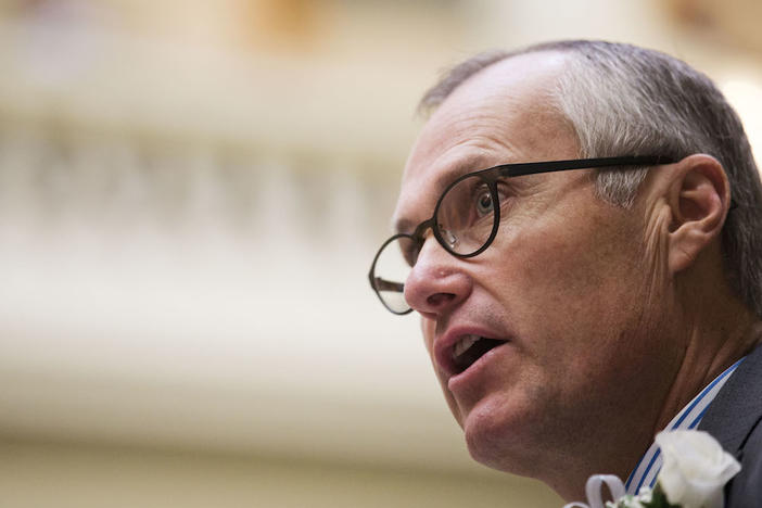 Georgia Lt. Gov. Casey Cagle speaks at the state Capitol Monday, Jan. 11, 2016, in Atlanta. 