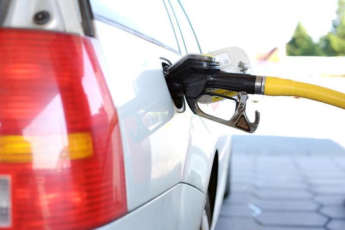 Georgia drivers should expect to pay more at the gas pump this spring thn they did last year.