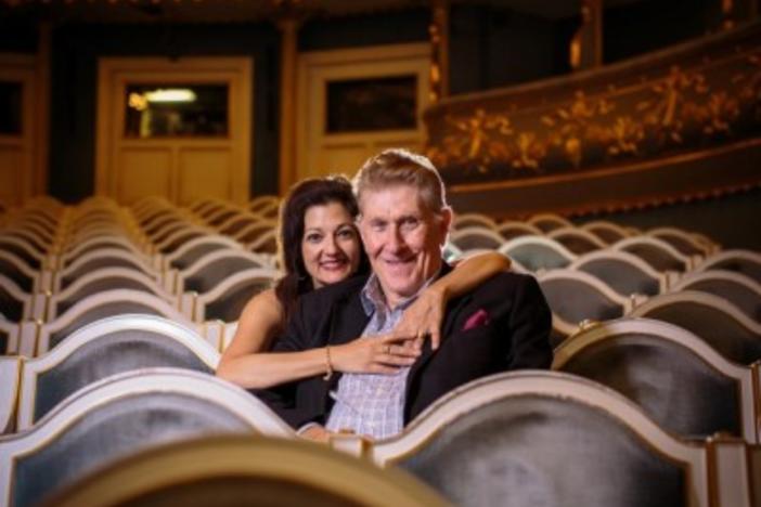Opera singers Sherrill Milnes and Maria Zouves work to bring new talent to the opera scene in Savannah, Georgia. 