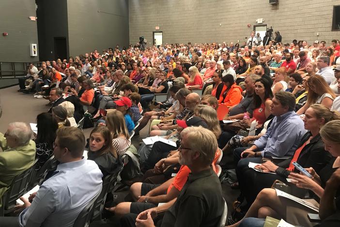 More than 200 people packed into a Cobb elementary school to voice their concerns over the level of ethylene oxide Sterigenics has been releasing into the air. 