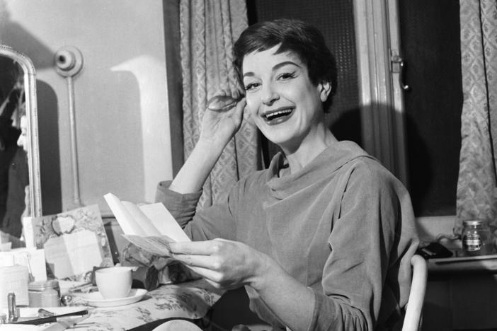 Annie Ross, photographed on March 1, 1956 backstage at St. Martins Theatre in West London.