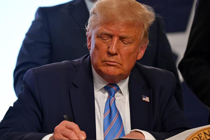 President Trump's tweet came about 15 minutes after news of the worst-ever-recorded quarterly performance of the American economy.