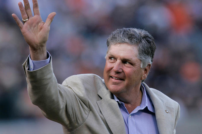 Hall of Fame pitcher Tom Seaver, pictured in July, was the galvanizing leader of the 'Miracle Mets' 1969 championship team.