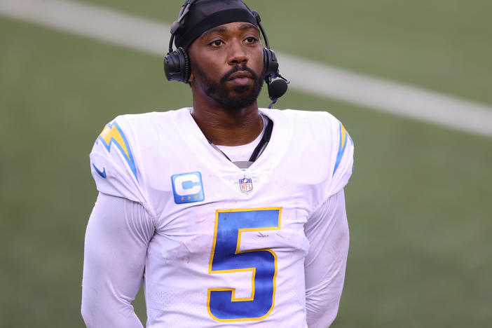 Los Angeles Chargers Quarterback Tyrod Taylor, shown here during a game earlier this month in Ohio, is reportedly recovering from a punctured lung.