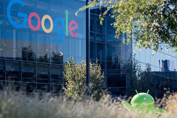 Software company Oracle accuses Google of illegally copying its code when the tech giant developed its popular Android smartphone system.