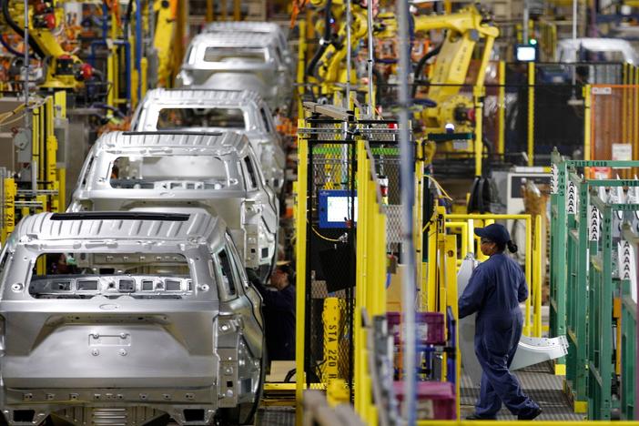 Students in the Federation for Advanced Manufacturing Education program are able to earn competing, high wages, a new study found.