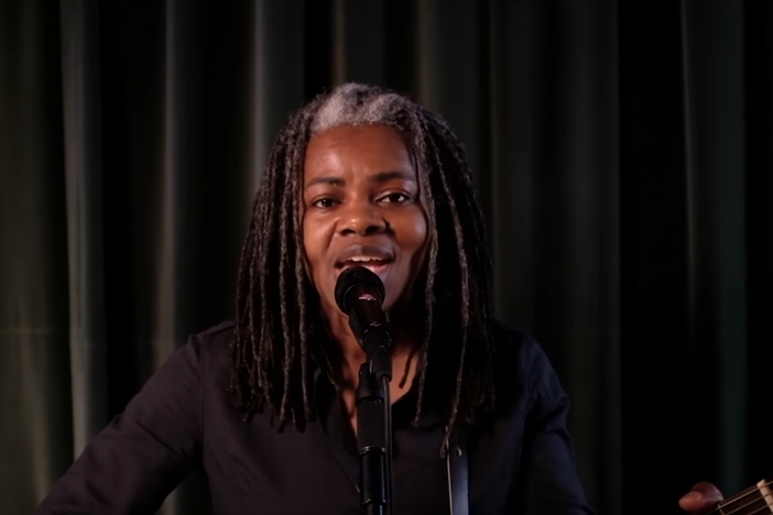 Tracy Chapman performs on <em>Late Night with Seth Meyers</em> on Nov. 2, 2020.