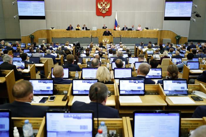 The lower chamber of Russia's parliament approved a number of bills on Wednesday that restrict online content.