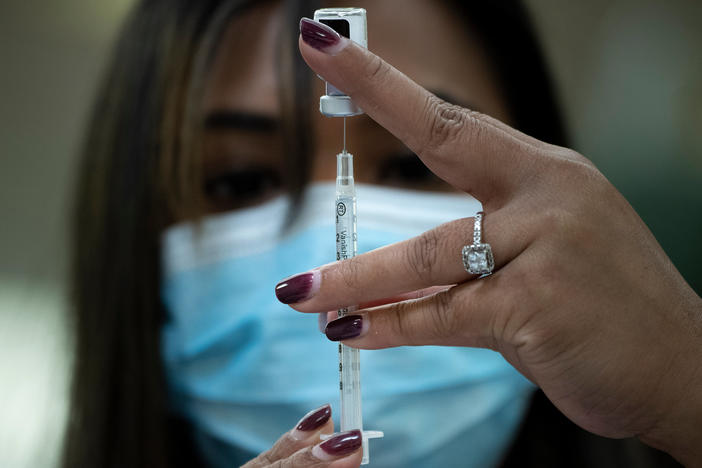 The U.S. is unlikely to meet its goal of vaccinating 20 million Americans by the end of the year, health officials said this week.