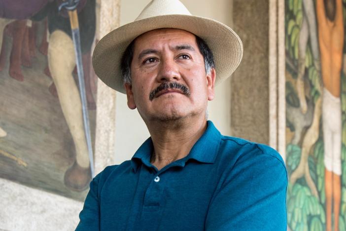 Music journalist Betto Arcos gathers his favorite reports from prolific career in <em>Music Stories from the Cosmic Barrio.</em>