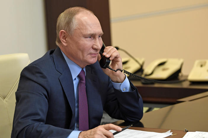 Russian President Vladimir Putin and President Biden spoke on the phone Tuesday, discussing several tense issues facing the two countries.