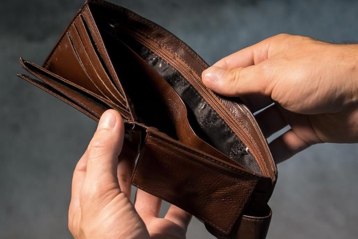 Empty wallet