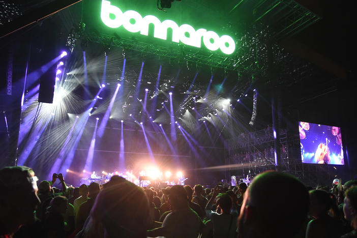 Billy Joel performing at Bonnaroo 2015.
