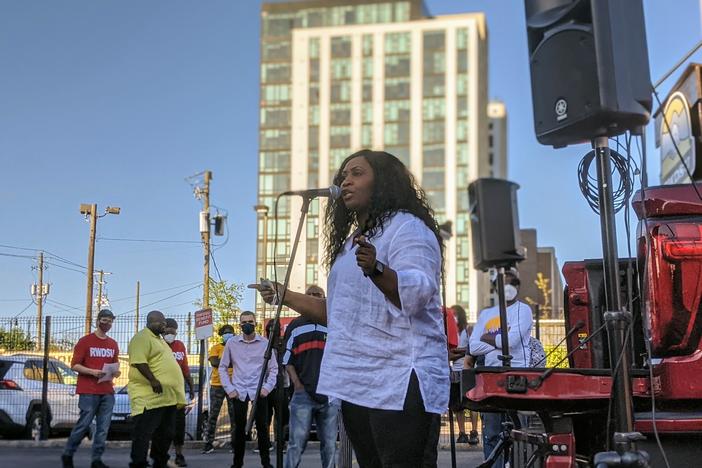 Pro-union Amazon warehouse worker Jennifer Bates vows at a rally in Birmingham to keep fighting to unionize the Amazon Bessemer warehouse.