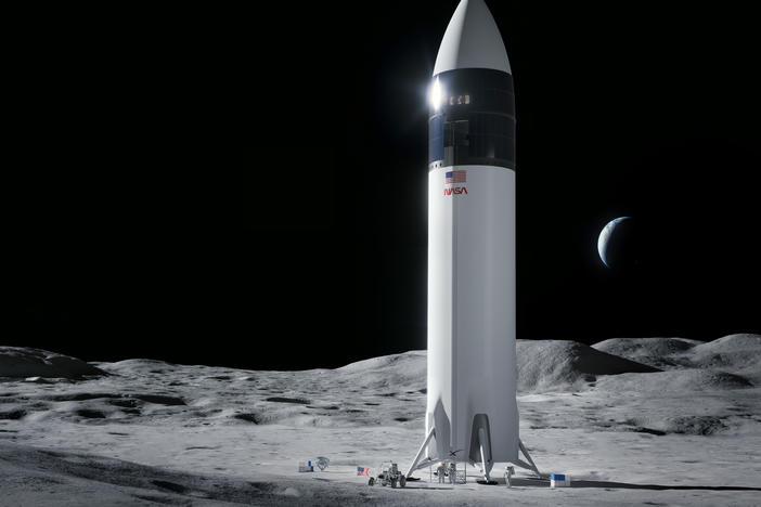 Illustration of SpaceX Starship human lander design that will carry the first NASA astronauts to the surface of the moon under the Artemis program.