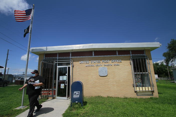 The U.S. has more than 31,000 post offices, but a recent report found that 42% of them were not generating enough revenue to cover their expenses in 2019. Here's a post office in Mission, S.D.