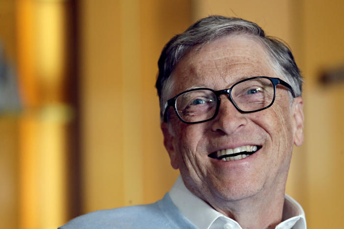 A spokesperson for Bill Gates denied on Sunday that an investigation into a prior romantic relationship with an employee had anything to do with Gates leaving Microsoft's board of directors last year.