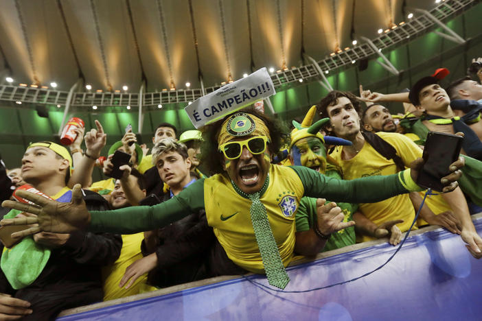 Brazilian officials said on Monday that if they decide to host the Copa America, teams will play without fans in the stadium.