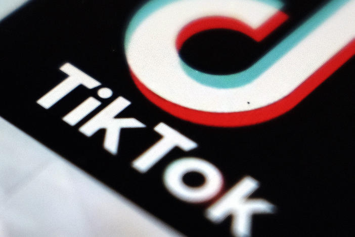 President Biden on Wednesday rescinded former President Donald Trump's actions targeting Chinese-owned apps TikTok and WeChat.