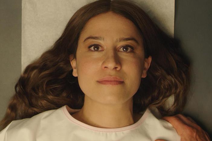 Lucy (Ilana Glazer) undergoes a procedure in Hulu's <em>False Positive</em>.