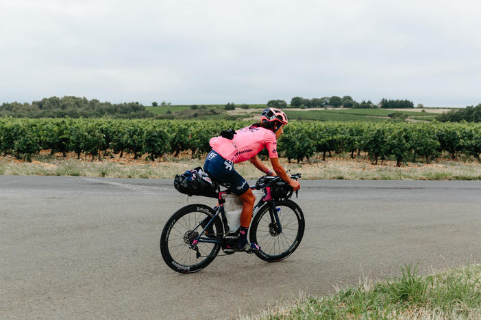 Morton rode around 200 miles most days, though sometimes much more. On the final day, he rode 350 miles in about 20 and a half hours.