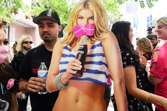 Britney Spears supporters gathering outside a Los Angeles courthouse before her June 23rd testimony.