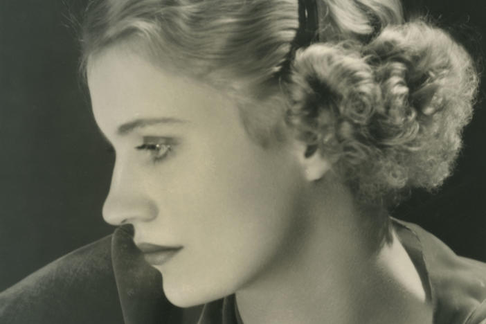 Lee Miller, <em>Self-Portrait with Headband</em> (variant), 1932 gelatin silver print, Lee Miller Studios Inc., New York
