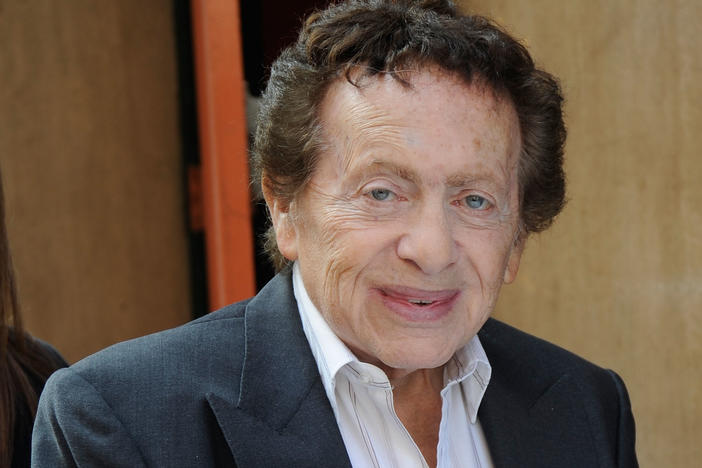 NEW YORK, NY - MARCH 22: Jackie Mason has lunch on 6th Avenue in Manhattan on March 22, 2012 in New York City. (Photo by Bobby Bank/WireImage)