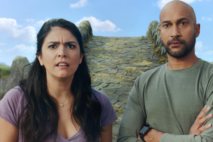 Keegan-Michael Key and Cecily Strong star in the Apple TV+, <em>Schmigadoon!</em>