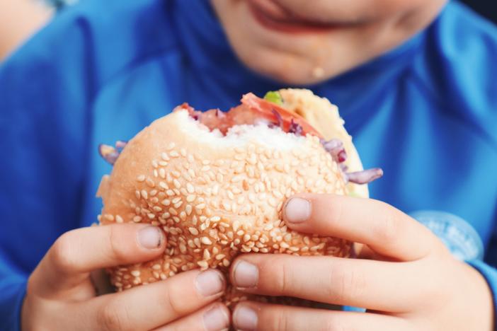 Researchers found that 67% of calories consumed by children and adolescents in the U.S. came from ultra-processed foods in 2018, a jump from 61% in 1999. The nationwide study analyzed the diets of 33,795 children and adolescents.