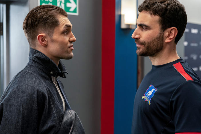Jamie (Phil Dunster) and Roy (Brett Goldstein) are not getting along this week.