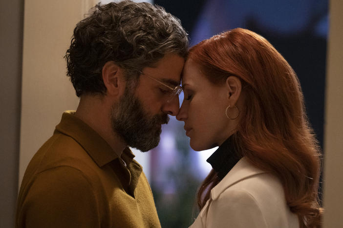Oscar Isaac and Jessica Chastain in the HBO series <em>Scenes From A Marriage</em>.