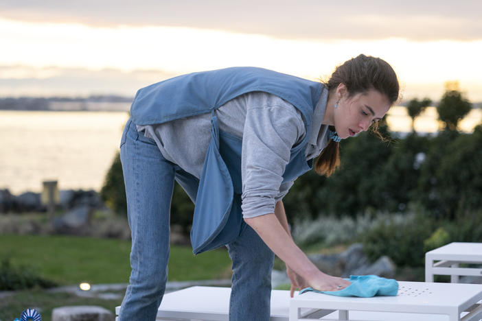Margaret Qualley plays a single mother living below the poverty line in the Netflix series <em>Maid.</em>