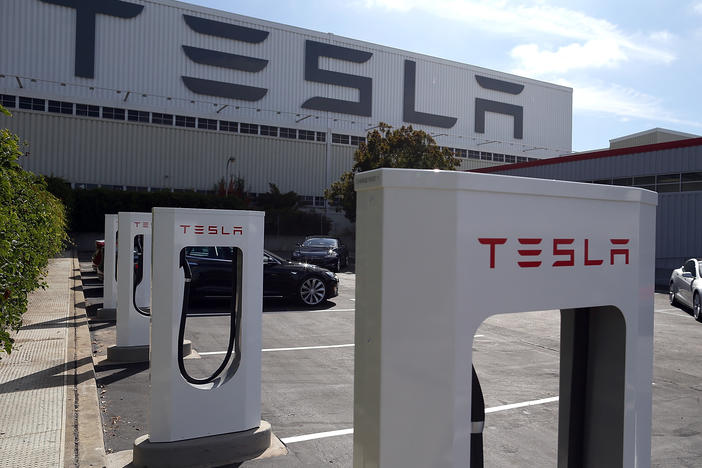 A former contract elevator operator at a Tesla factory said that instead of a "modern workplace," he found a "scene straight from the Jim Crow era."