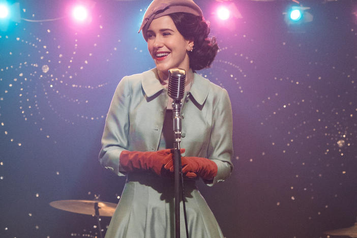Rachel Brosnahan has received raves for her performance in <em>The Marvelous Mrs. Maisel</em>,<em> </em>but comedian Sarah Silverman says it's part of a trend of non-Jews playing emphatically Jewish characters.