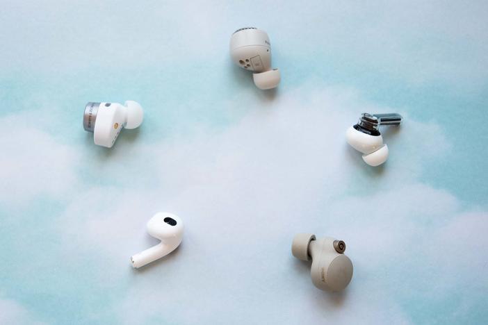 Earbuds