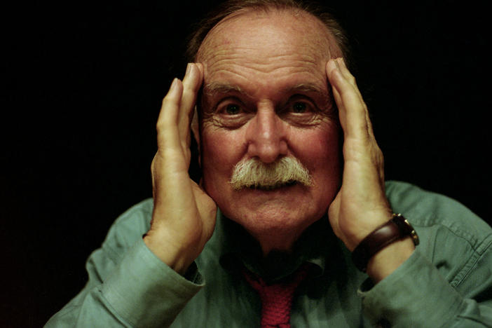 From music made from brain waves to gamelan instruments reworked for amplifiers and loudspeakers, Alvin Lucier rewired how we heard sound.