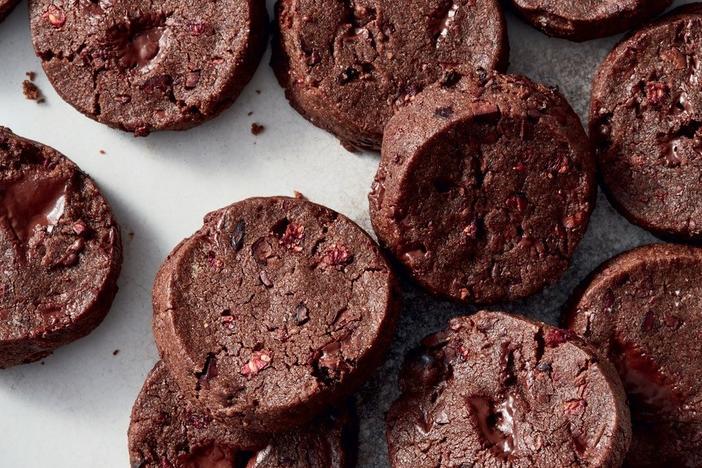 New York Times food writer Priya Krishna says Dorie Greenspan's World Peace 2.0 cookie are impossible to hate.
