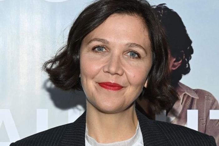 Maggie Gyllenhaal's directorial debut, <em>The Lost Daughter</em>, offers a unique depiction of motherhood.