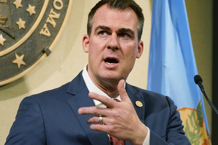 Gov. Kevin Stitt issued an executive order on Tuesday that permits state employees to work as substitute teachers while retaining their regular jobs with no reduction in pay or benefits.