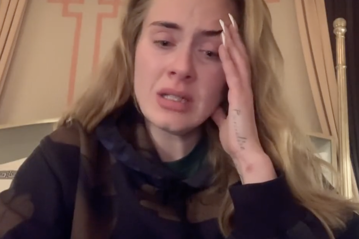 Adele posted a video on her Twitter on Thursday, apologizing for needing to postpone her Las Vegas show.