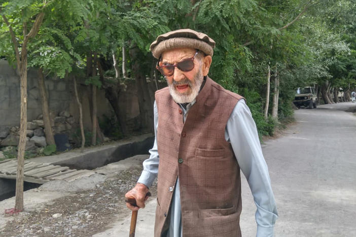 Abdul Alim, one of Pakistan's oldest COVID survivors, died of natural causes on Jan. 27. He was 104 years old.