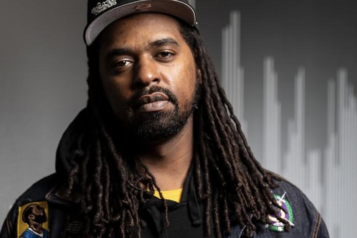 Historian Shermann "Dilla" Thomas uses TikTok to explain why Chicago is the coolest city in the world.