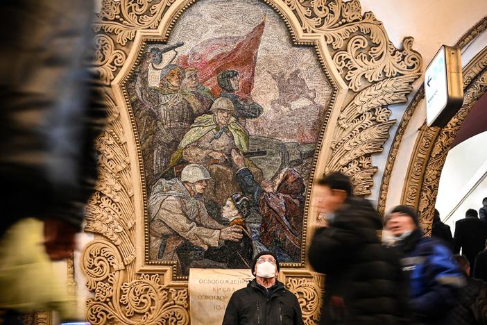 A mosaic panel depicts the liberation of Kyiv by Russia's Red Army in 1943 at Kievskaya metro station in Moscow.