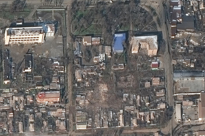 Buildings and homes in Mariupol.