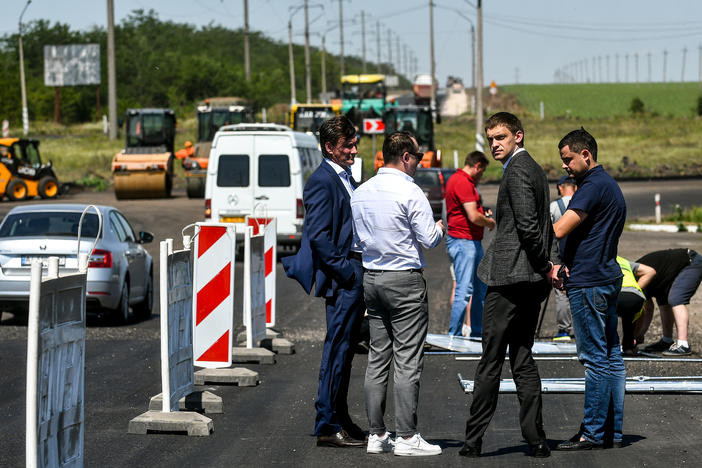 Ivan Fedorov (third from left), then first deputy head of the Zaporizhzhia Regional State Administration, attends a meeting on road repairs in southeastern Ukraine in 2020. Fedorov, now the mayor of Melitopol, was abducted by Russian forces earlier this month and later freed.