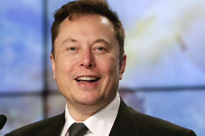 Elon Musk, founder and CEO of SpaceX, speaks during a news conference on Jan. 19, 2020.